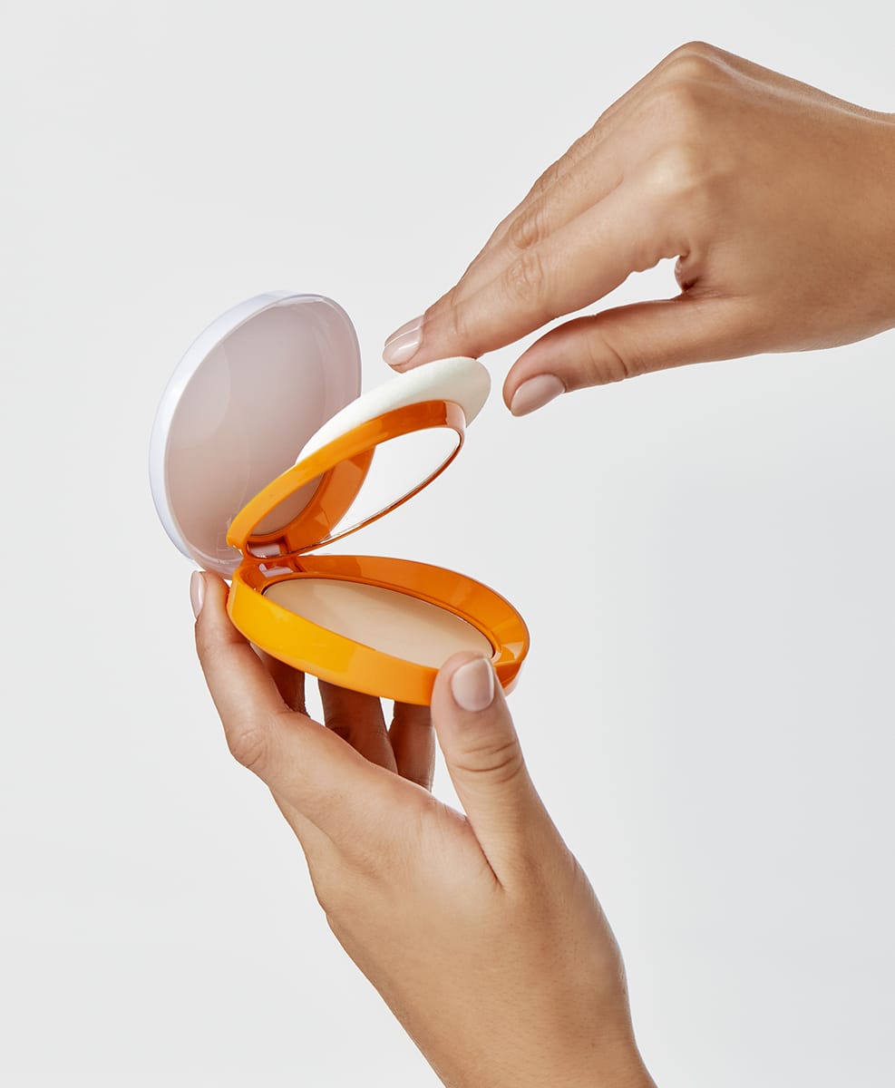 360 Oil-Free Compact Pearl SPF 50+